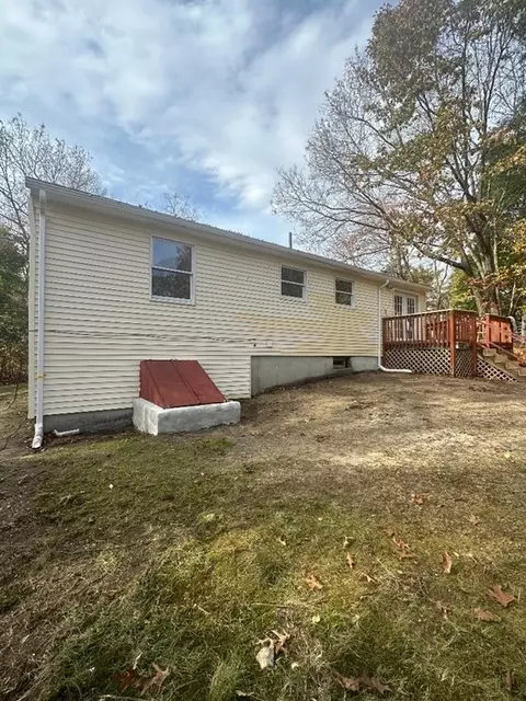 19 Hillcrest St, Springfield, MA 01109 photo 5