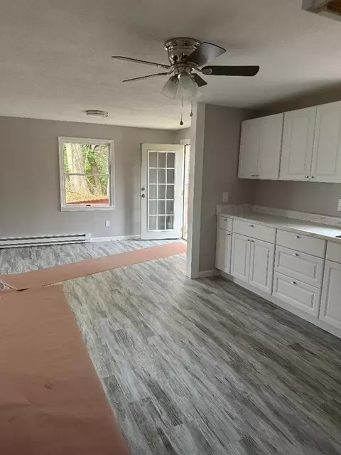 19 Hillcrest St, Springfield, MA 01109 photo 8