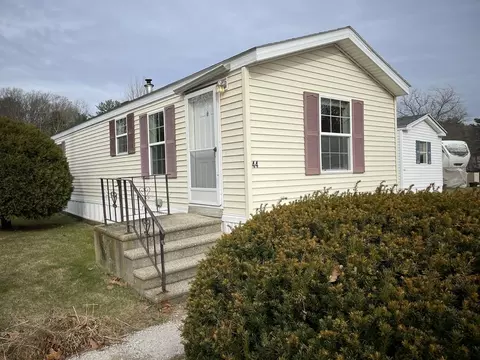 751 Washington St #44, Auburn, MA 01501