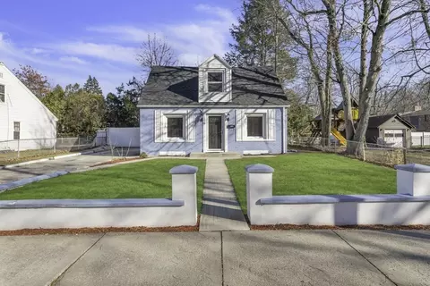99 Milford St, Springfield, MA 01107
