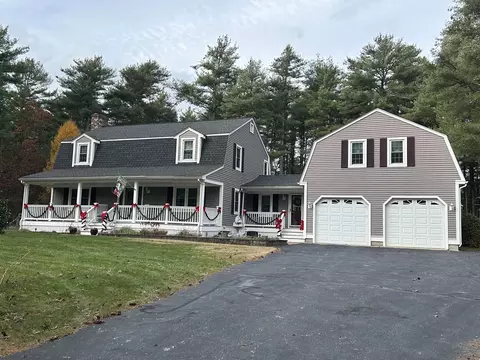 86 Pickens St, Lakeville, MA 02347