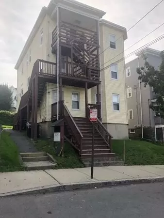 25 Oakland Ave, Everett, MA 02149