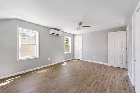 82 Jardine St, Springfield, MA 01107 photo 16