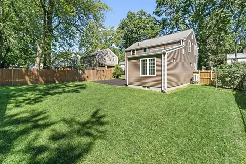 82 Jardine St, Springfield, MA 01107 photo 26