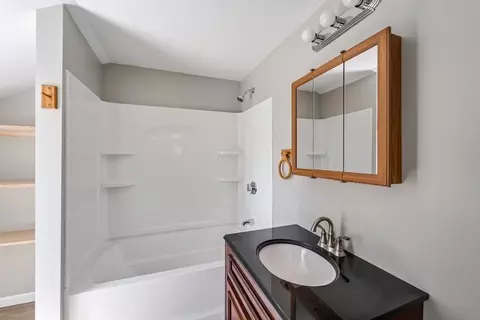 82 Jardine St, Springfield, MA 01107 photo 22