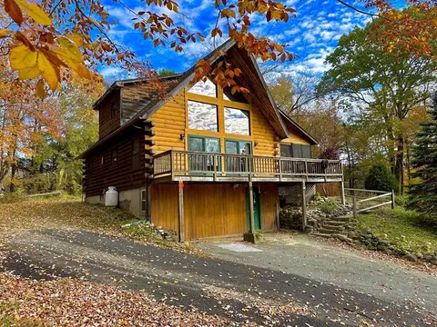 89 Northwest Rd, Westhampton, MA 01027