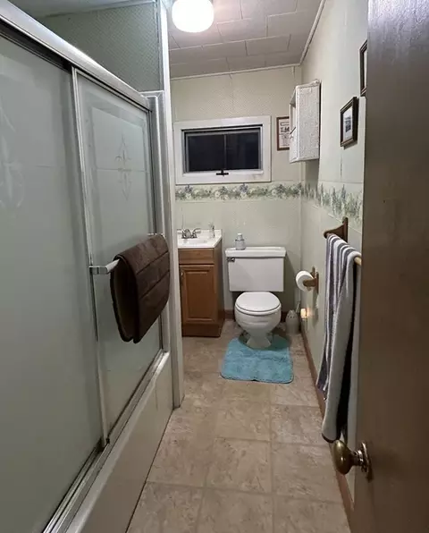 30 Mccarthy Ln, Orange, MA 01364 photo 7