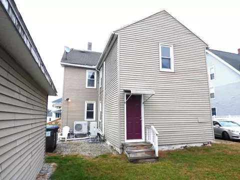 48 Enfield St, Springfield, MA 01151 photo 4