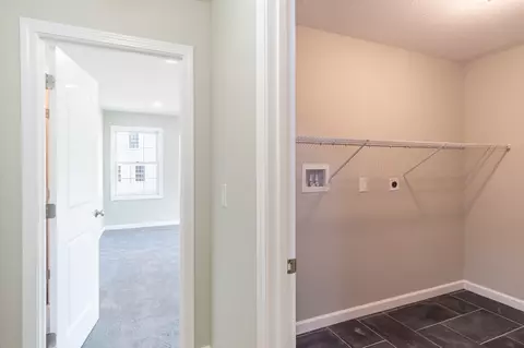 19 Talbot Road, Springfield, MA 01119 photo 27