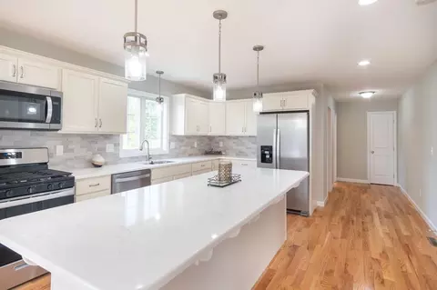 19 Talbot Road, Springfield, MA 01119 photo 2