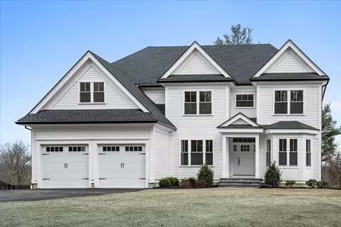 12 Brigham St, Southborough, MA 01772
