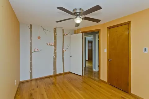 106 Clark St, Chicopee, MA 01013 photo 16