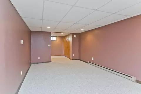 106 Clark St, Chicopee, MA 01013 photo 18