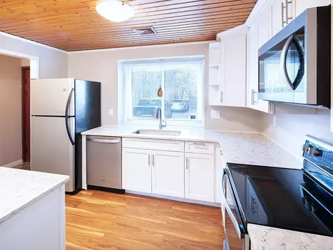 61 Minot Ave #61, Wareham, MA 02571 photo 2