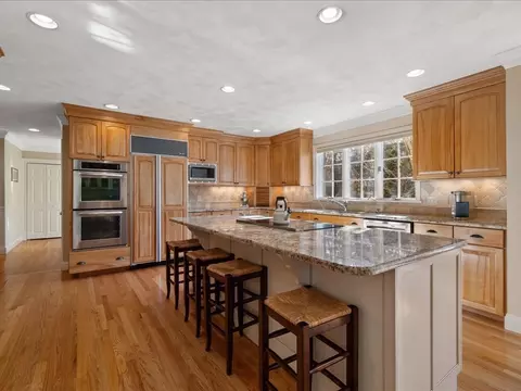 13 Kraw Dr, Dover, MA 02030 photo 9