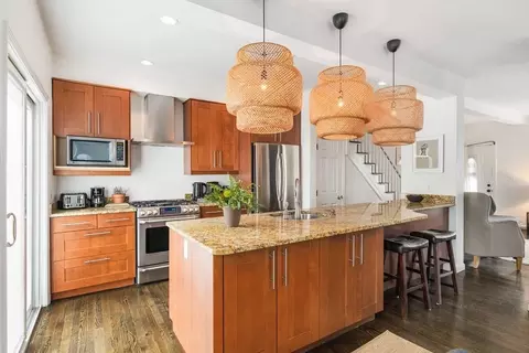 28 White Pl, Brookline, MA 02445 photo 6