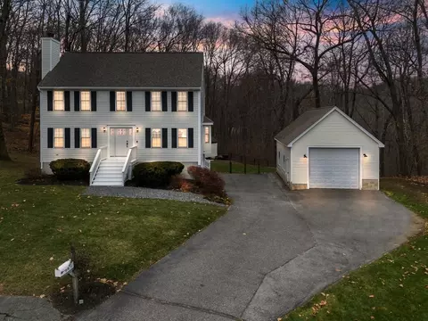 3 Edward Ct, Haverhill, MA 01830
