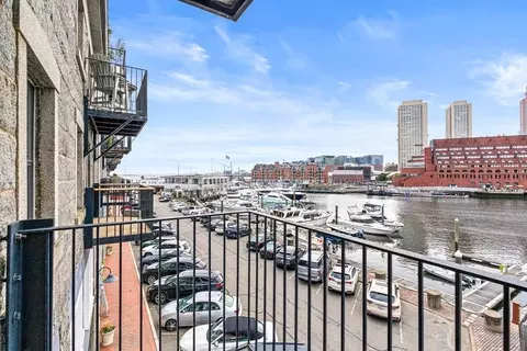 39 Commercial Wharf #3, Boston, MA 02110
