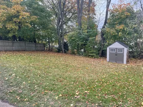 40 Dillon St, Worcester, MA 01604 photo 6