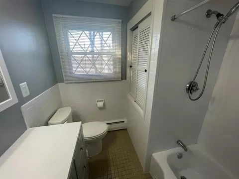 40 Dillon St, Worcester, MA 01604 photo 18