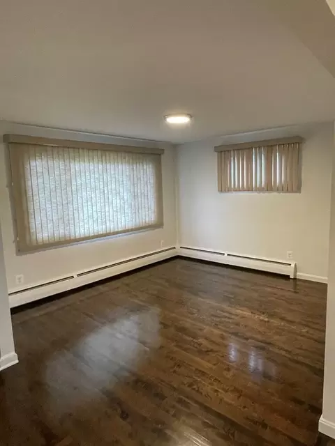 40 Dillon St, Worcester, MA 01604 photo 10
