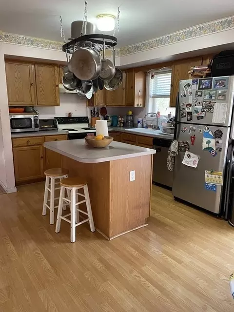 1070 Smith St, Dighton, MA 02764 photo 7