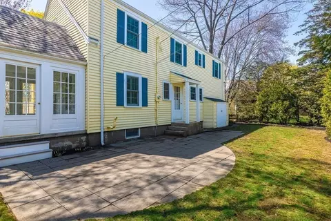 26 Hereford Rd, Marblehead, MA 01945 photo 5