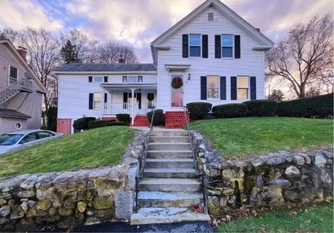 117 Franklin St, Clinton, MA 01510