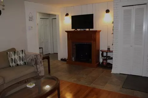 25 Ridgewood Rd, Worcester, MA 01606 photo 10