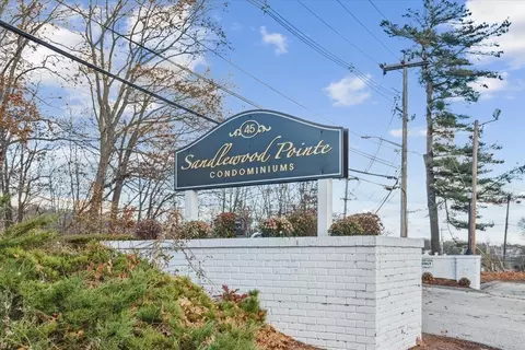 45 Macy St #204C, Amesbury, MA 01913