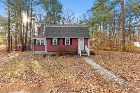 336 Plain St, Bridgewater, MA 02324