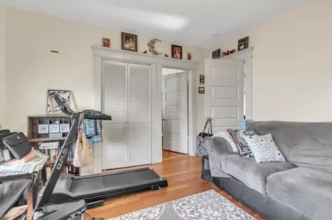 35 Moore St, Chicopee, MA 01013 photo 22