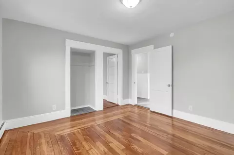 35 Moore St, Chicopee, MA 01013 photo 13