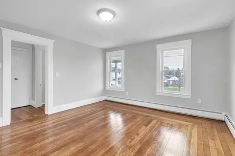 35 Moore St, Chicopee, MA 01013 photo 17