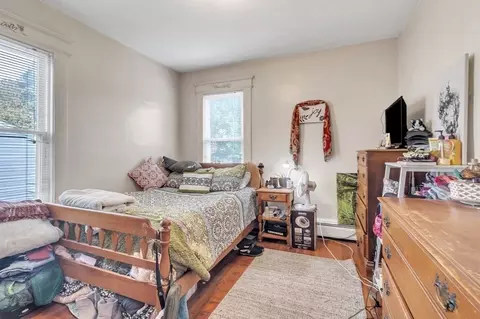 35 Moore St, Chicopee, MA 01013 photo 24