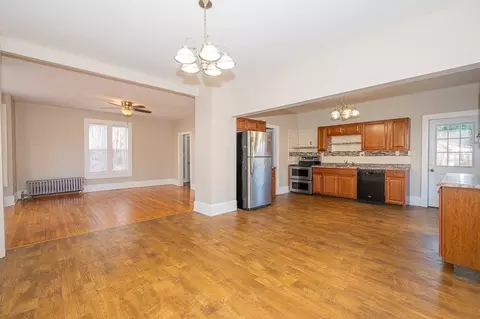 7 Ramsdell St, Warren, MA 01083 photo 6