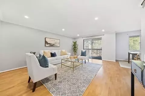 13 Beals Cove Rd #J, Hingham, MA 02043 photo 4