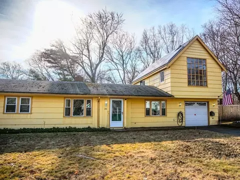 26 Radcliffe Rd, Beverly, MA 01915