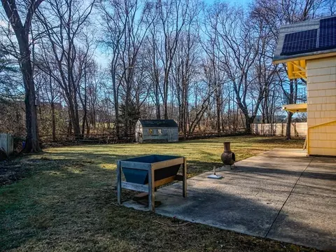 26 Radcliffe Rd, Beverly, MA 01915 photo 40