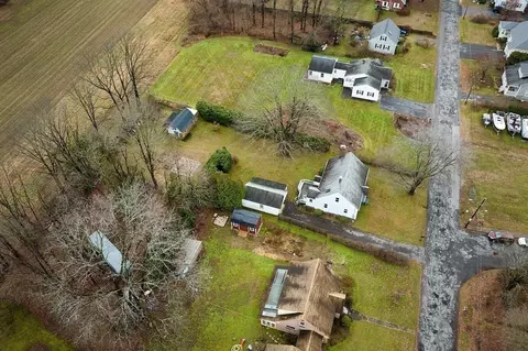 21 Pepin Ave, Easthampton, MA 01027 photo 27