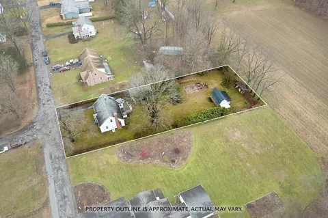 21 Pepin Ave, Easthampton, MA 01027 photo 28
