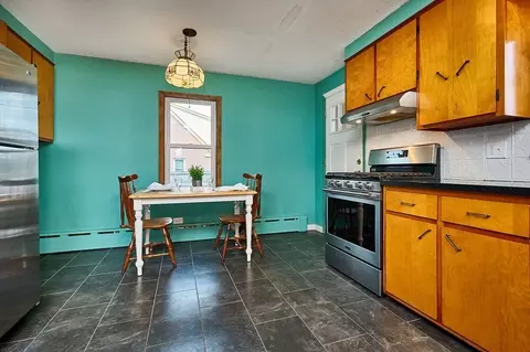 21 Pepin Ave, Easthampton, MA 01027 photo 5
