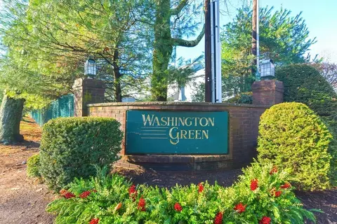 6 Washington Grn #4, Walpole, MA 02032