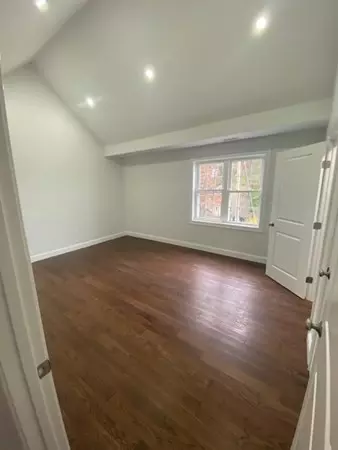 34 Modoc, Worcester, MA 01604 photo 3