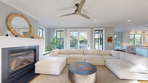 61 Neptune St, Beverly, MA 01915 photo 9