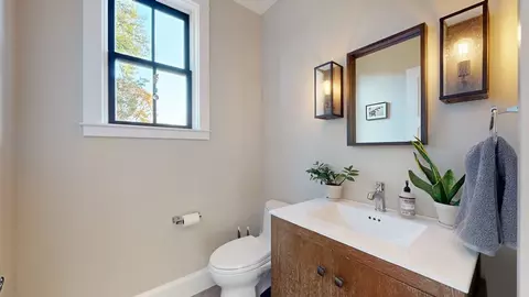61 Neptune St, Beverly, MA 01915 photo 17