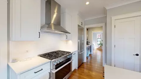 61 Neptune St, Beverly, MA 01915 photo 14