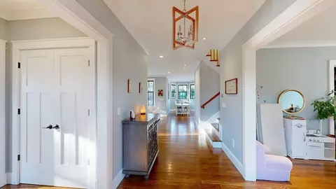 61 Neptune St, Beverly, MA 01915 photo 6