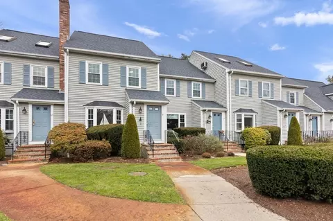 91 Village St #91, South Easton, MA 02375