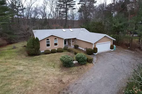 75 Prospect St, Easton, MA 02375